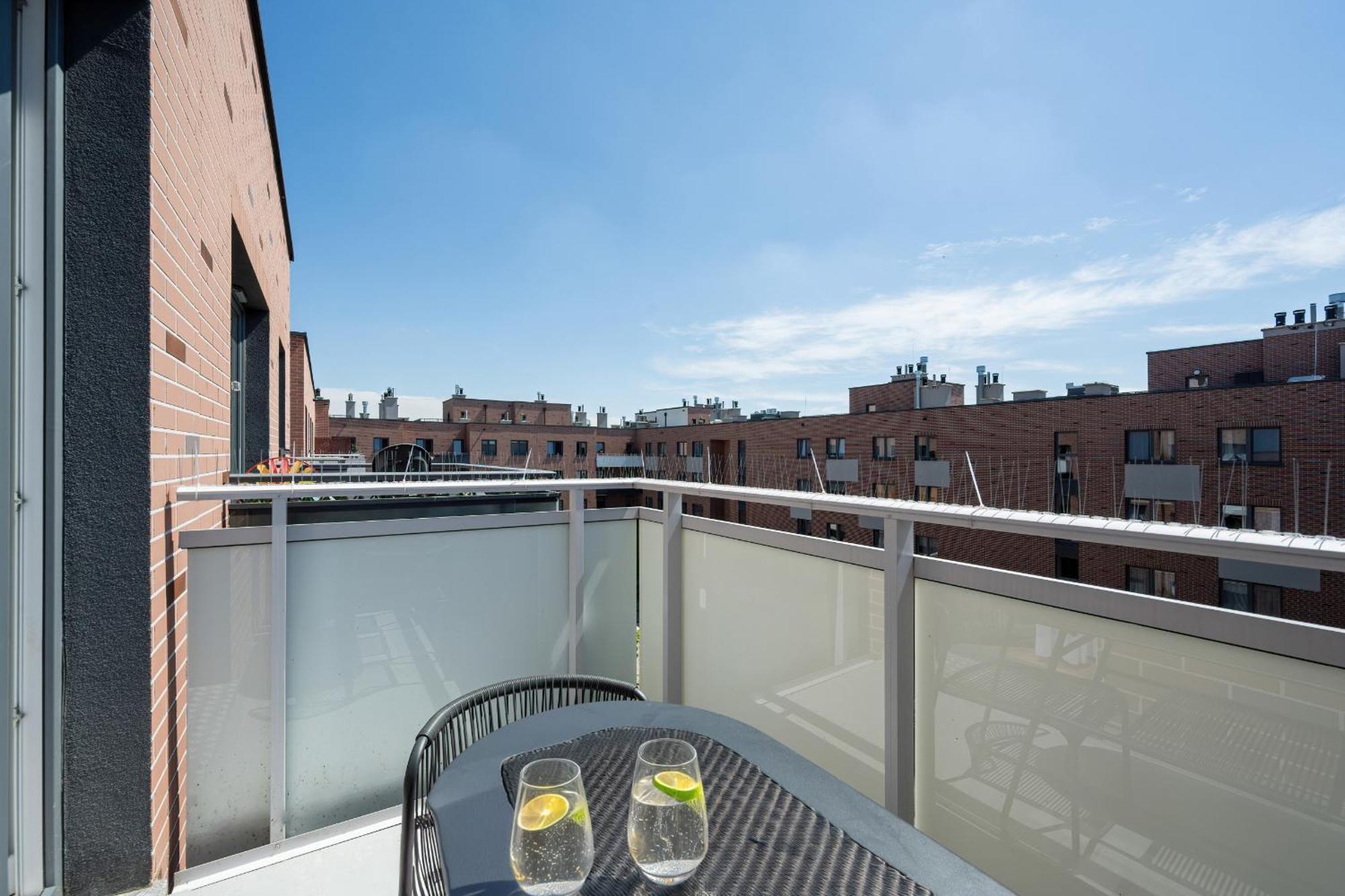 Piekny Apartament Wichrowa - 2 Sypialnie Free Garage Wroclaw By Noclegi Renters Экстерьер фото